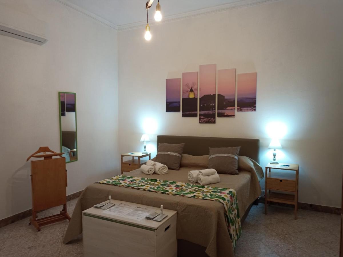 Casa Vacanze Ni Nuccia Trapani Extérieur photo